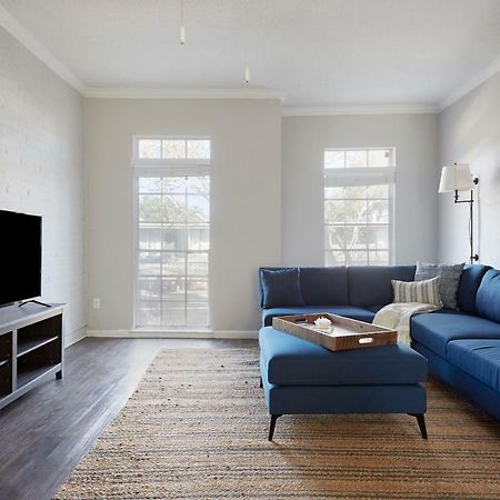 Duchele Aparthotel Houston Bagian luar foto