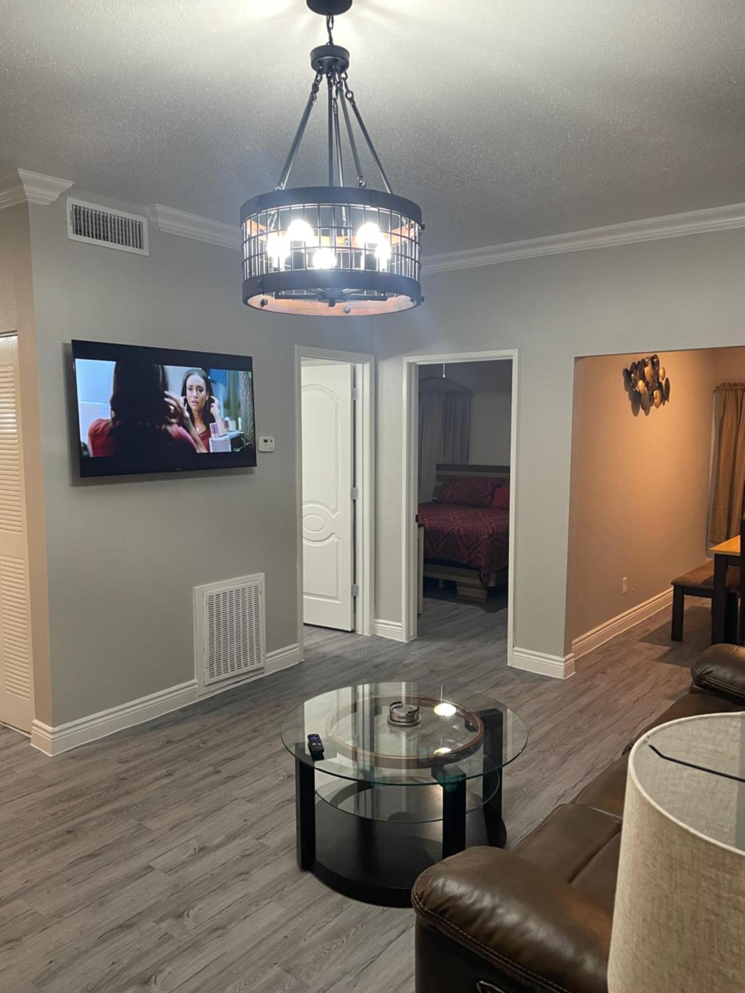 Duchele Aparthotel Houston Bagian luar foto
