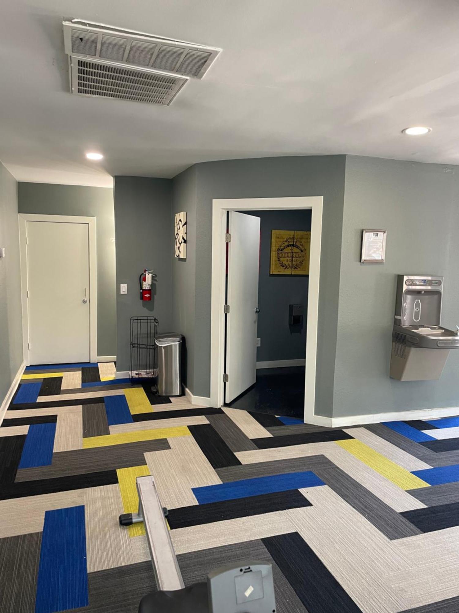 Duchele Aparthotel Houston Bagian luar foto