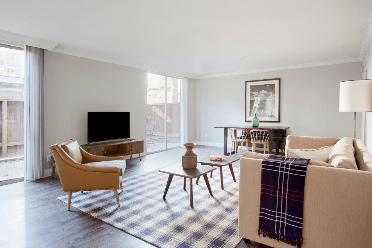 Duchele Aparthotel Houston Bagian luar foto