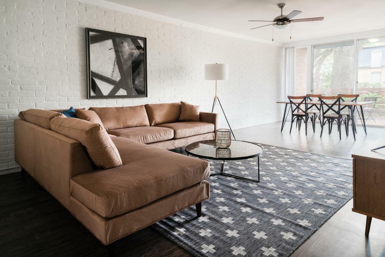 Duchele Aparthotel Houston Bagian luar foto