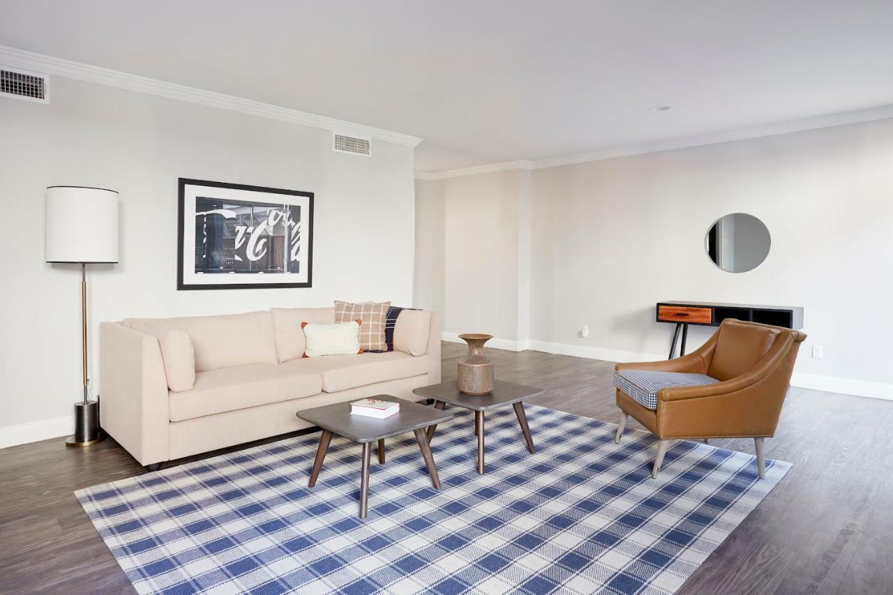 Duchele Aparthotel Houston Bagian luar foto