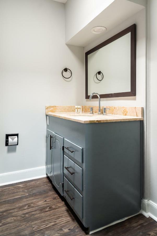 Duchele Aparthotel Houston Bagian luar foto
